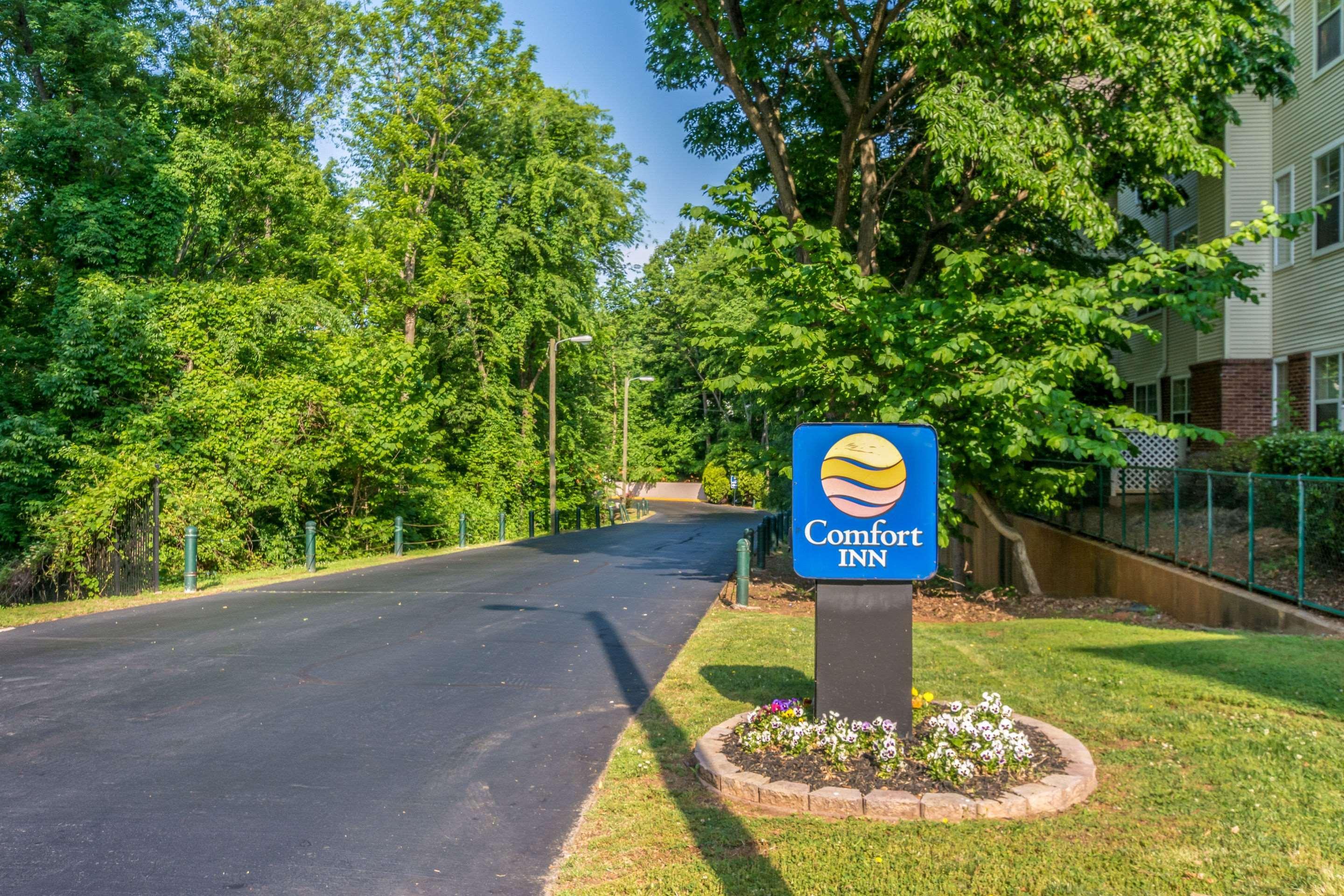 Comfort Inn Charlotte Airport Uptown Exterior foto